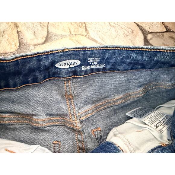 OLD NAVY ROCKSTAR JEANS-2 TALL - Picture 5 of 7